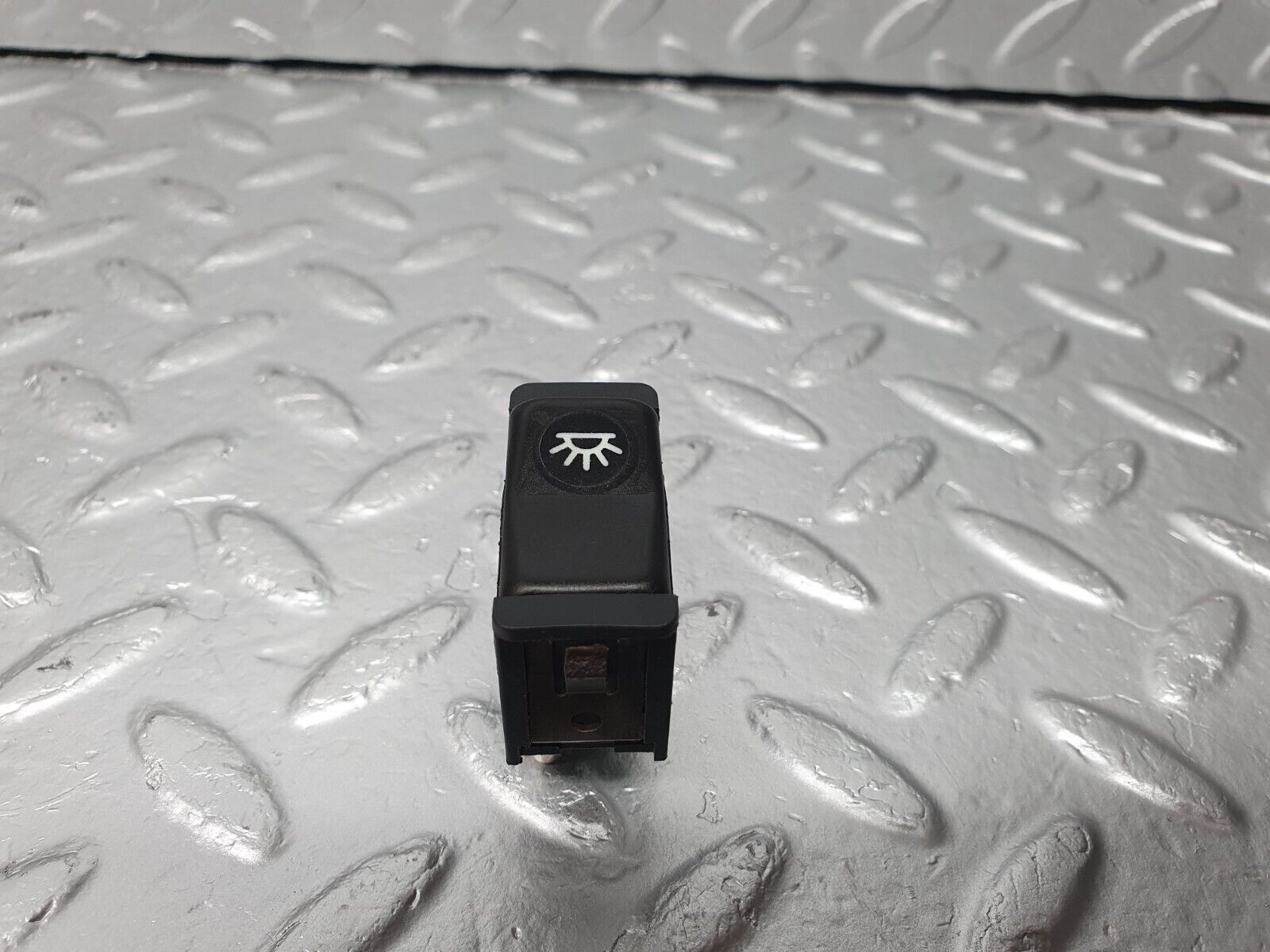 40766 Mercedes-Benz W123 300D Interior Light Switch 0008205910