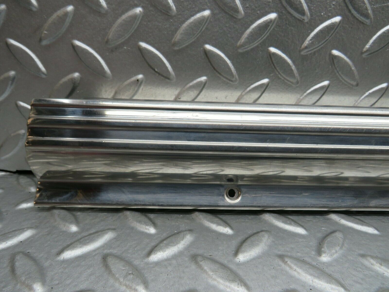 22707 Mercedes-Benz C107 450SLC Coupe Left Door Sill Chrome