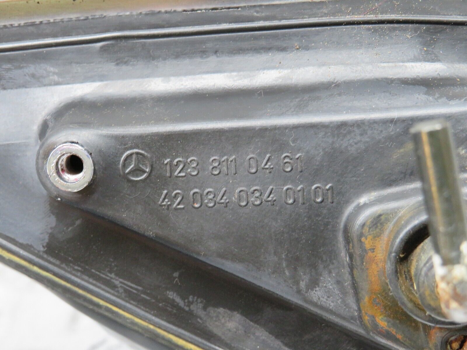 28105 Mercedes-Benz W123 280E Right Wing Mirror Chrome 1238110461