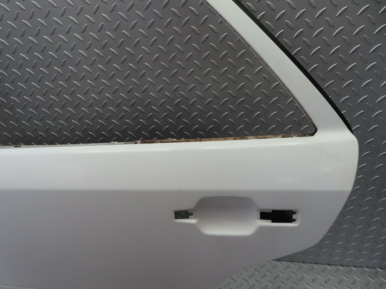 16211 Mercedes-Benz W124 260E Rear Left Door