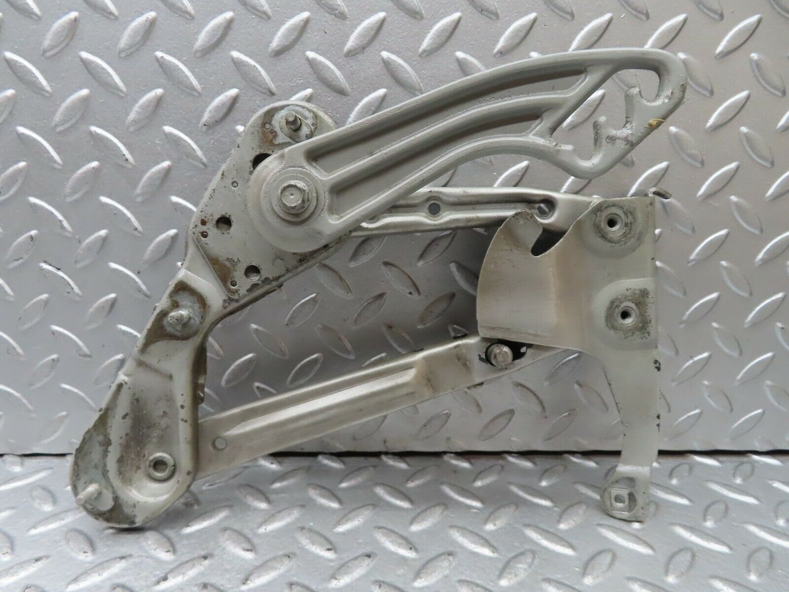 19478 Mercedes-Benz C140 CL420 Coupe Bonnet Hinge Right Side 1298800228