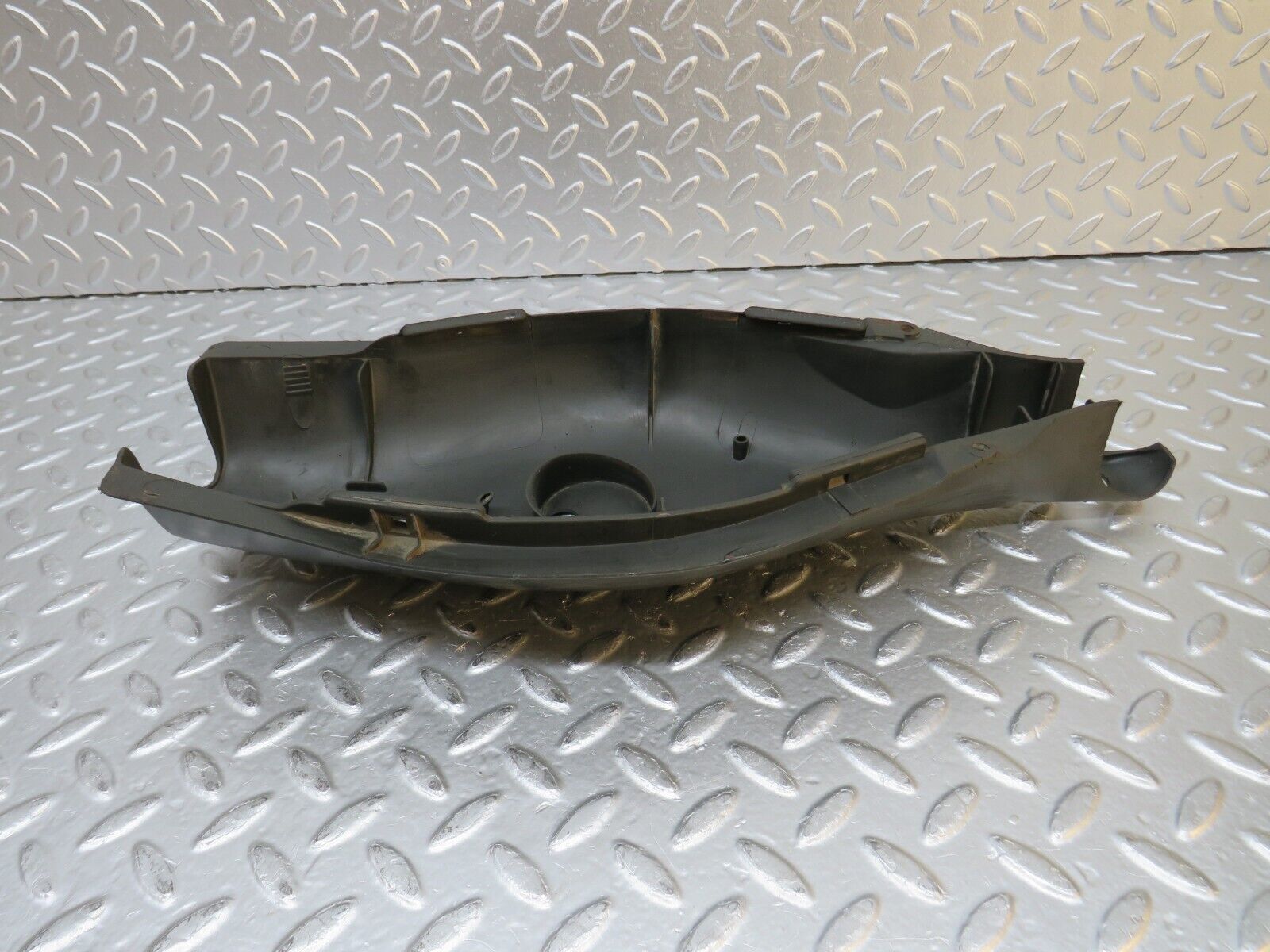 30420 Mercedes-Benz W124 230E Rear Control Arm Cover 1293520188