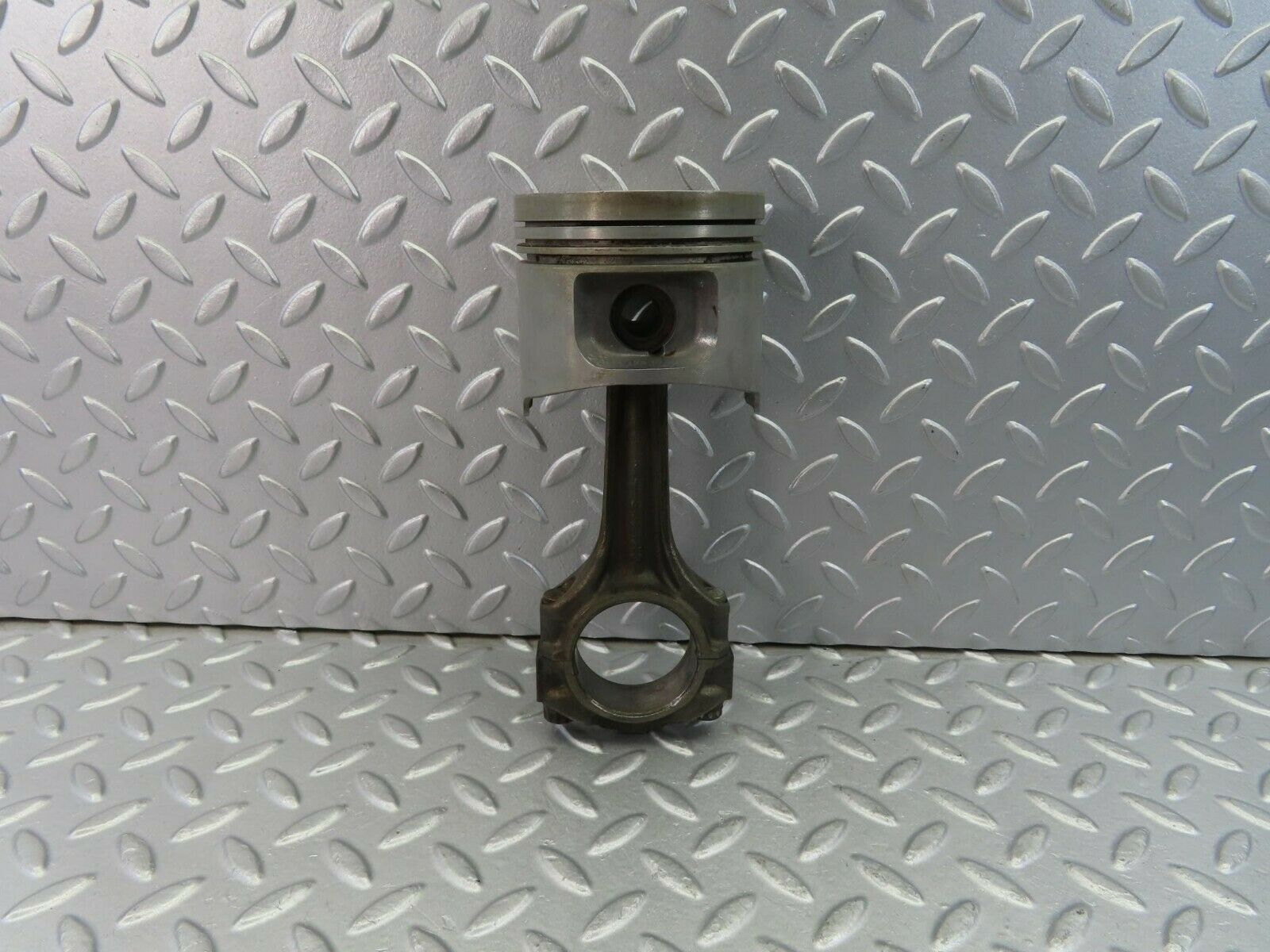 10135 Mercedes-Benz C123 230CE Coupe Piston With Connecting Rod 95.475 mm