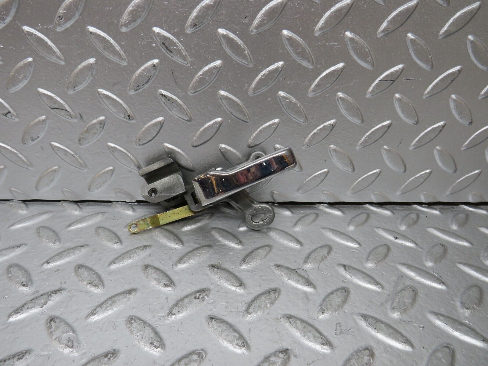 26057 Mercedes-Benz W116 450SE Left Interior Door Handle 1157660119