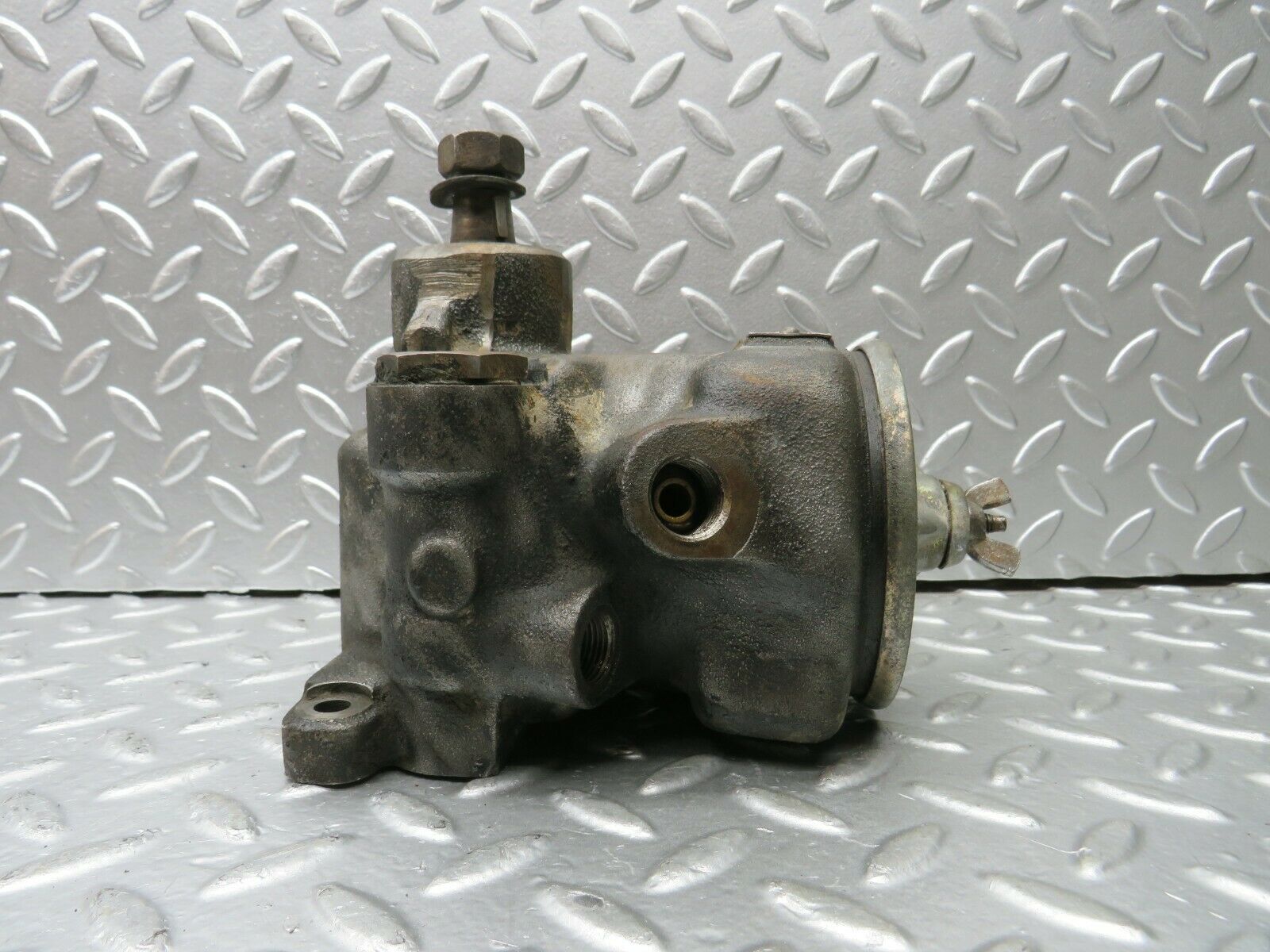 22885 Mercedes-Benz C107 450SLC Coupe Power Steering Pump 1164601780