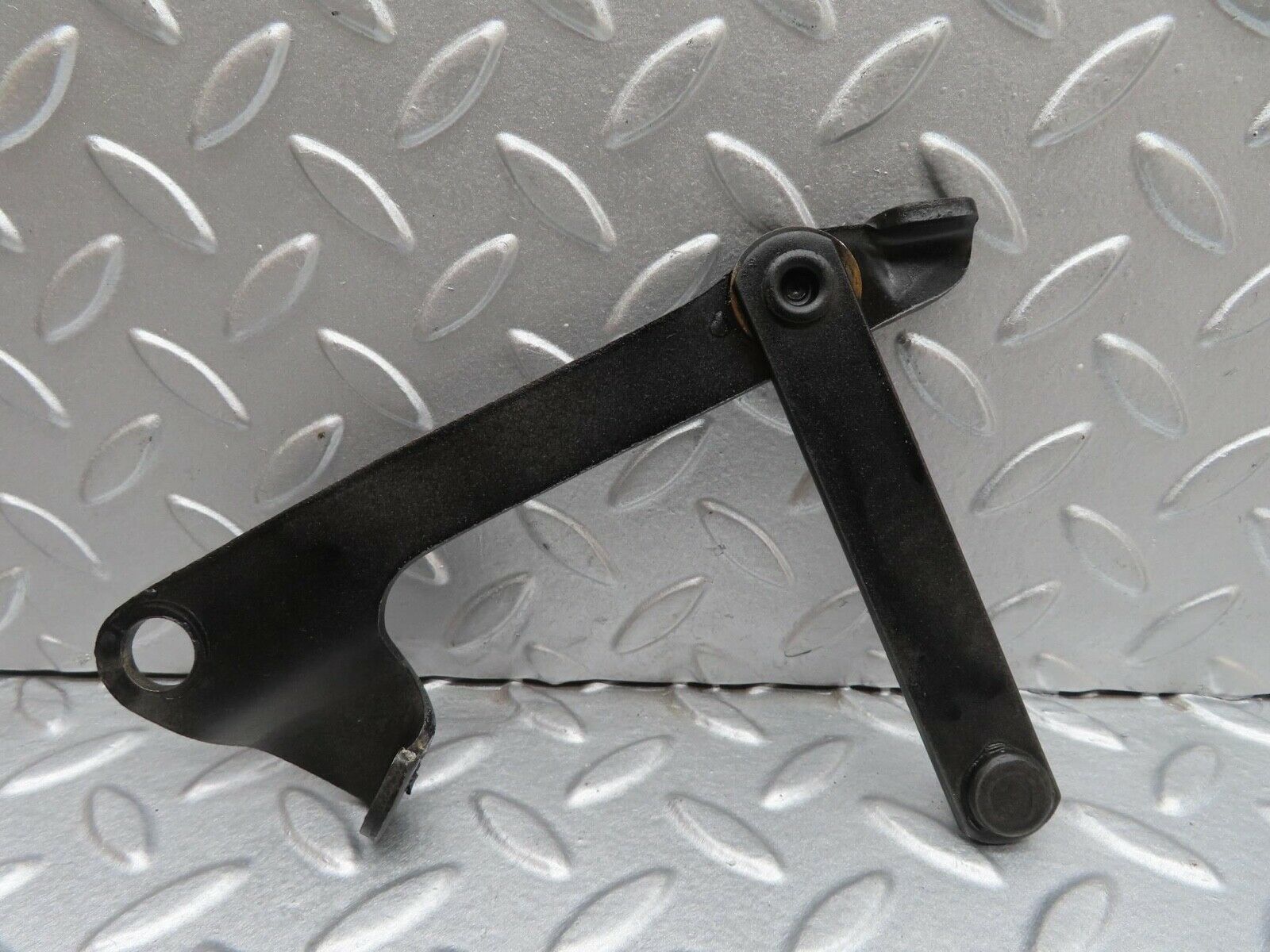 13064 Mercedes-Benz W111 220S Trunk Hinge Right Side