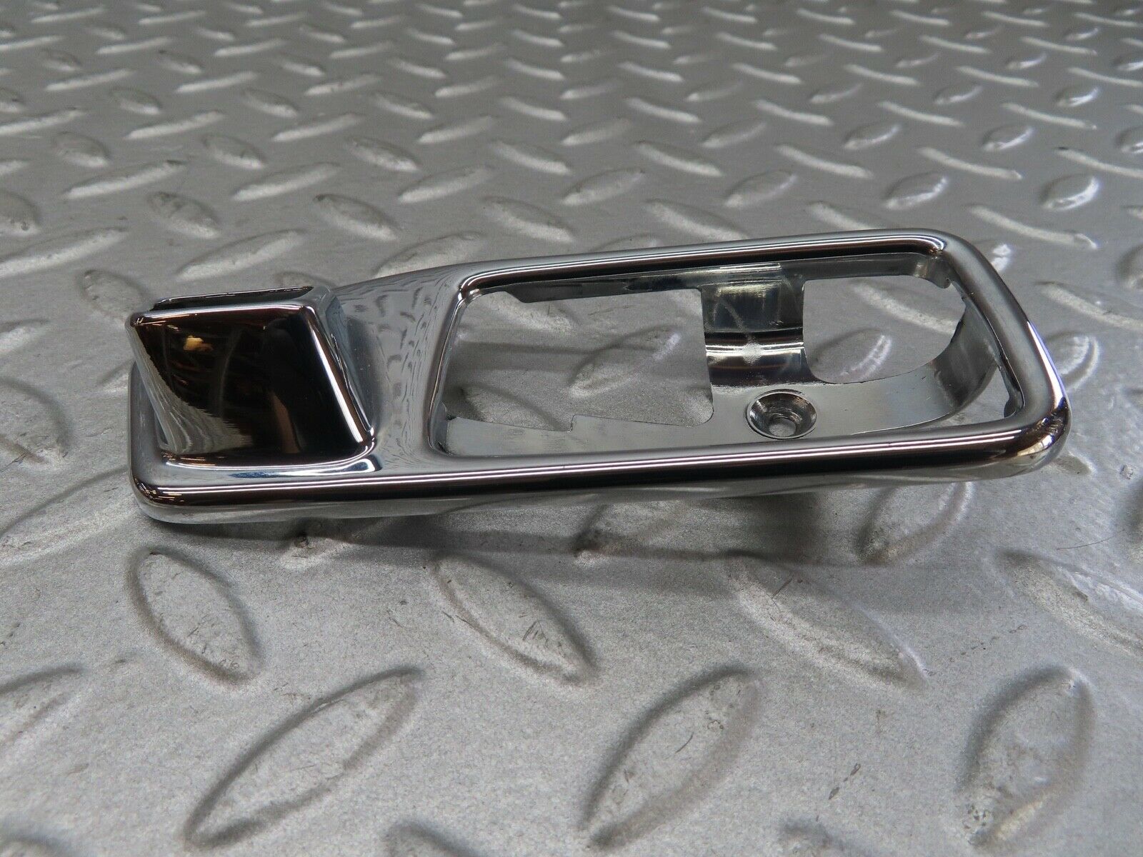 17572 Mercedes-Benz W116 450SEL Chrome Frame For Door Opener Rear Right