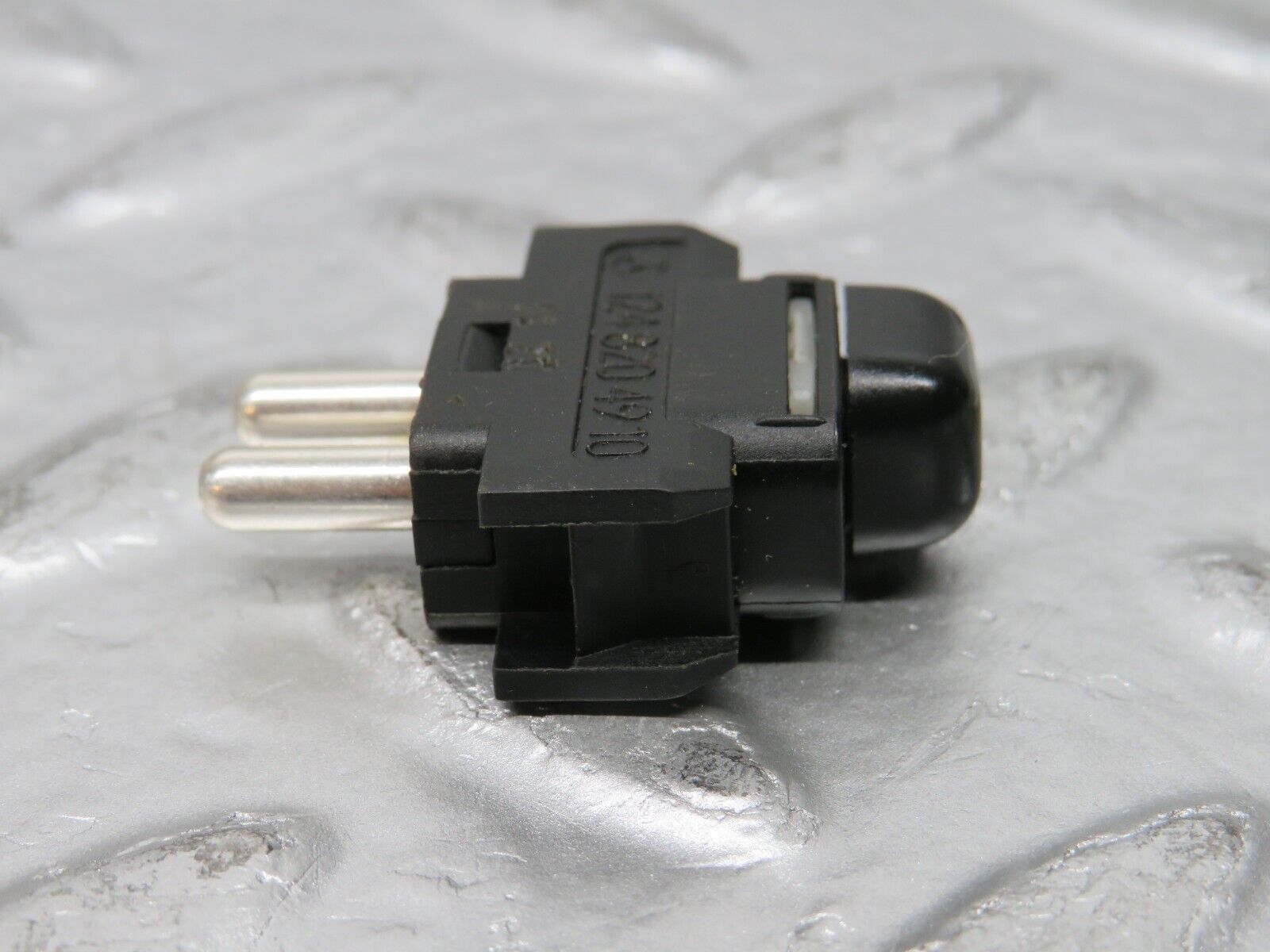 30513 Mercedes-Benz W124 230E Child Lock Control Switch 1248204910