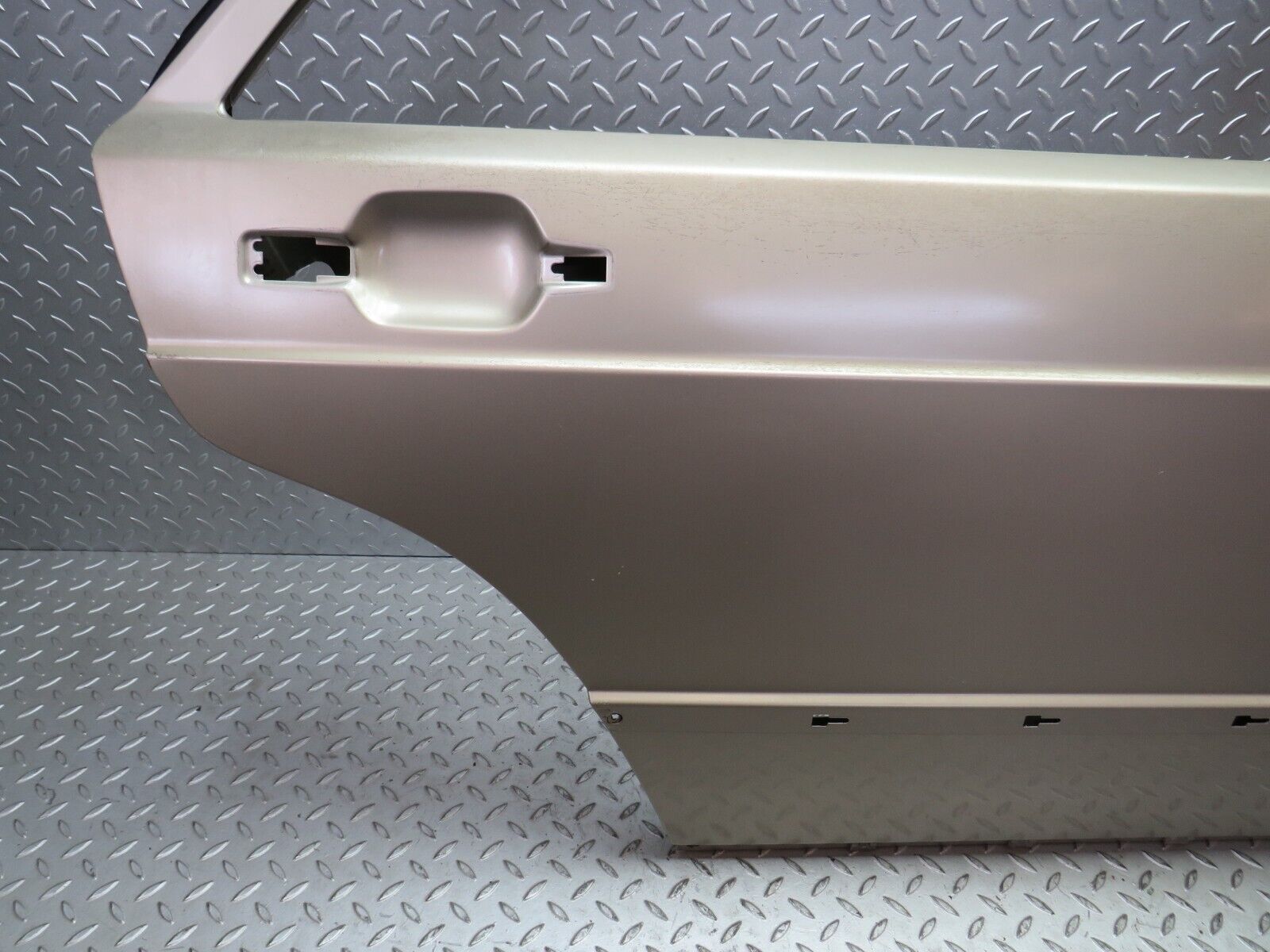 33842 Mercedes-Benz W201 190E 2.0L Rear Right Door