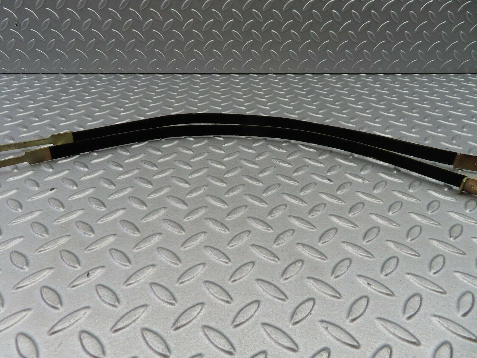 5920 Mercedes-Benz W123 200 Heater Box Holder Strap