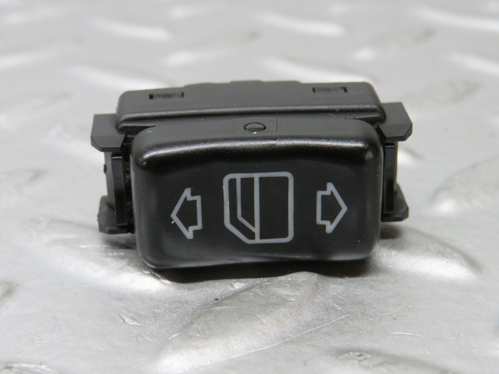 36126 Mercedes-Benz W126 420SE Electric Window Switch Left 1248204610