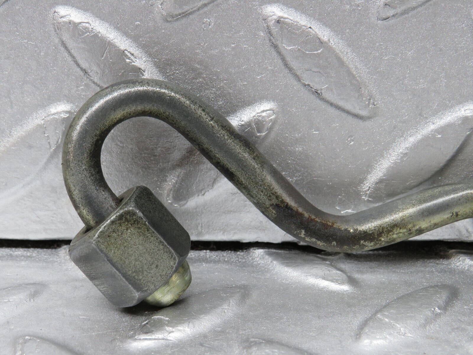 37110 Mercedes-Benz C126 420SEC Coupe Fuel Pipe Line