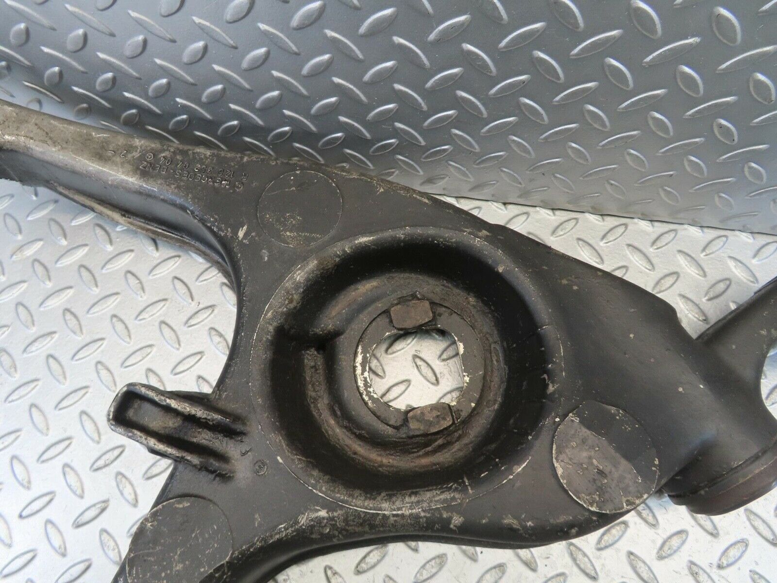 11626 Mercedes-Benz W126 Trailing Arm Control Arm Rear Left 1263520404