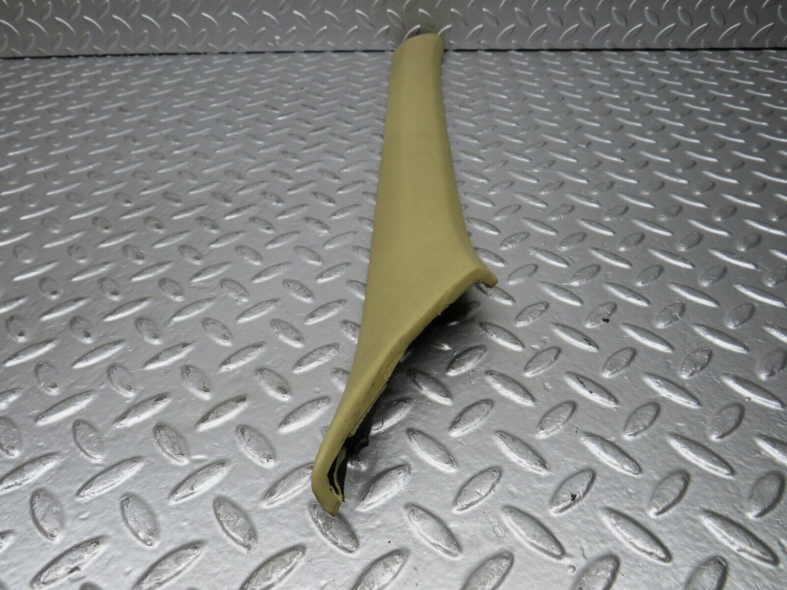 30600 Mercedes-Benz W201 190E 2.0L A Pillar Cover Right Side Beige 2016920289