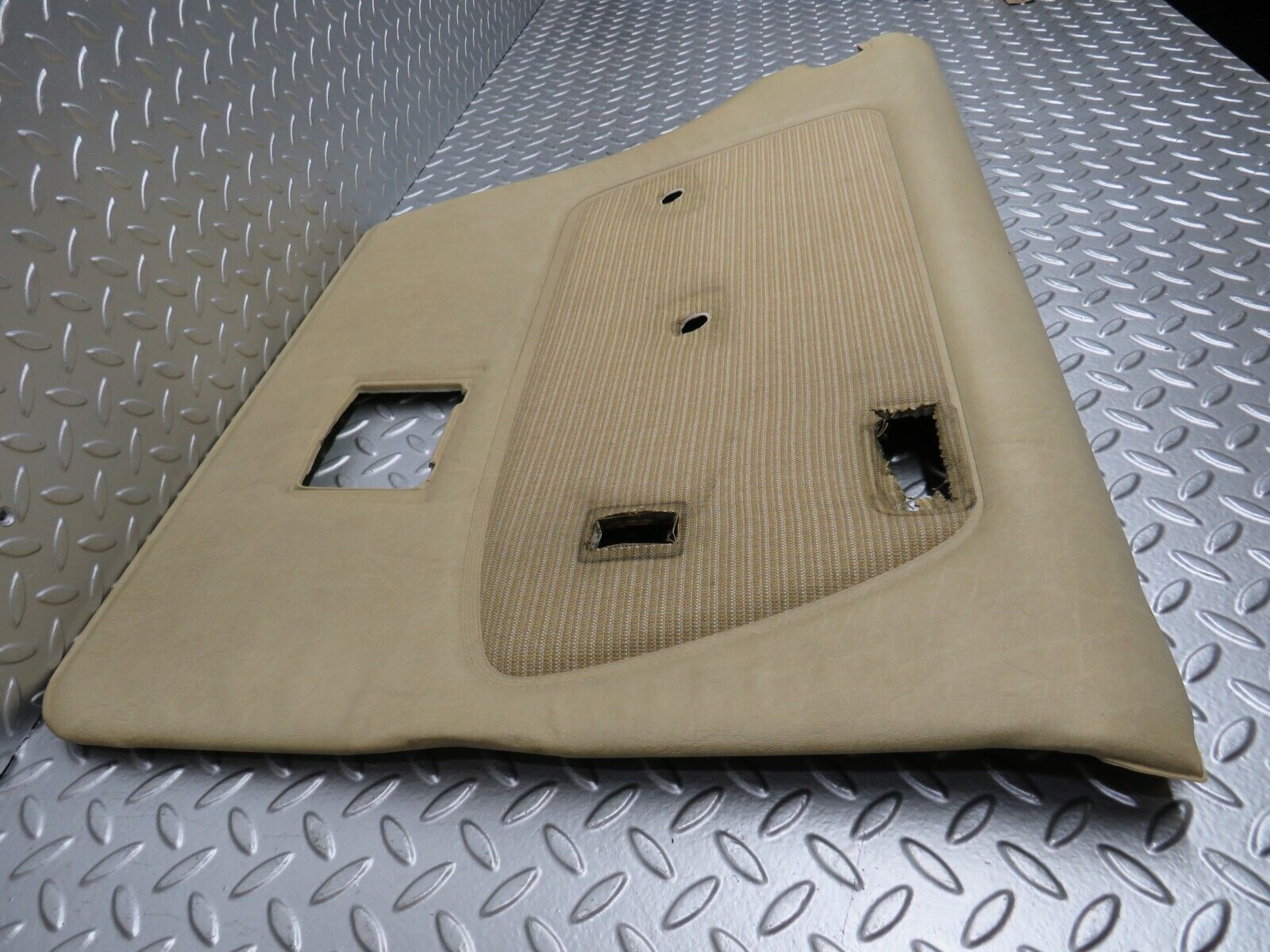 29619 Mercedes-Benz W123 230E Rear Left Door Card Beige