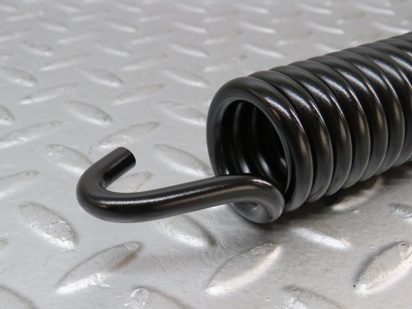 36365 Mercedes-Benz W126 420SE Bonnet Hinge Spring