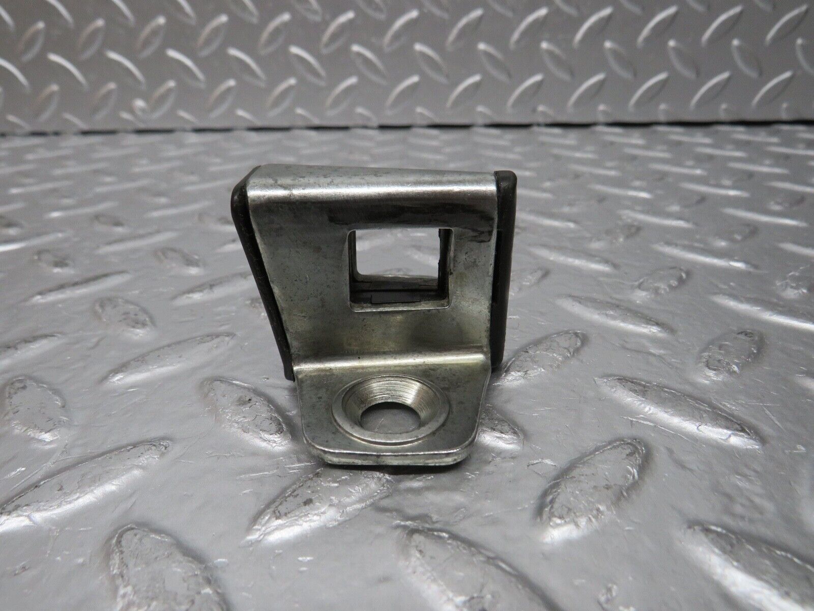 30479 Mercedes-Benz W124 230E Door Lock Latch