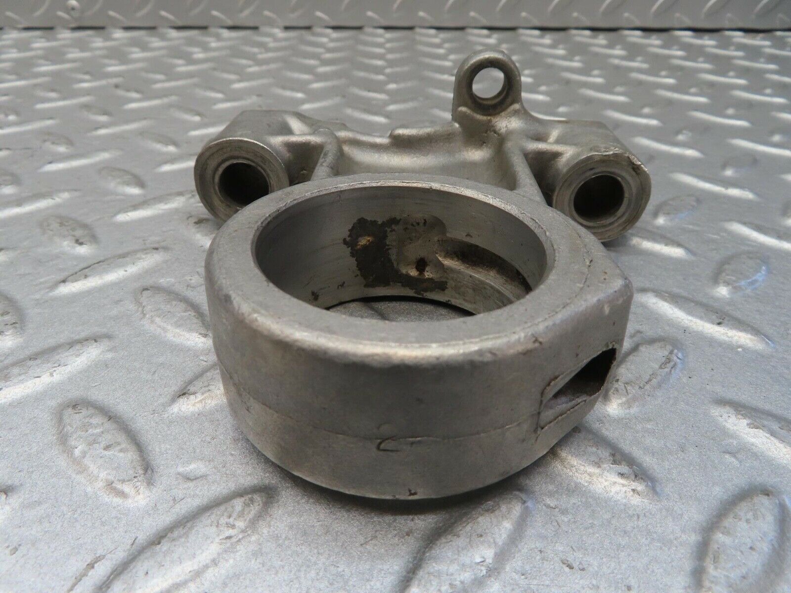 13363 Mercedes-Benz W111 230S Camshaft Tower Bearing 1140510016