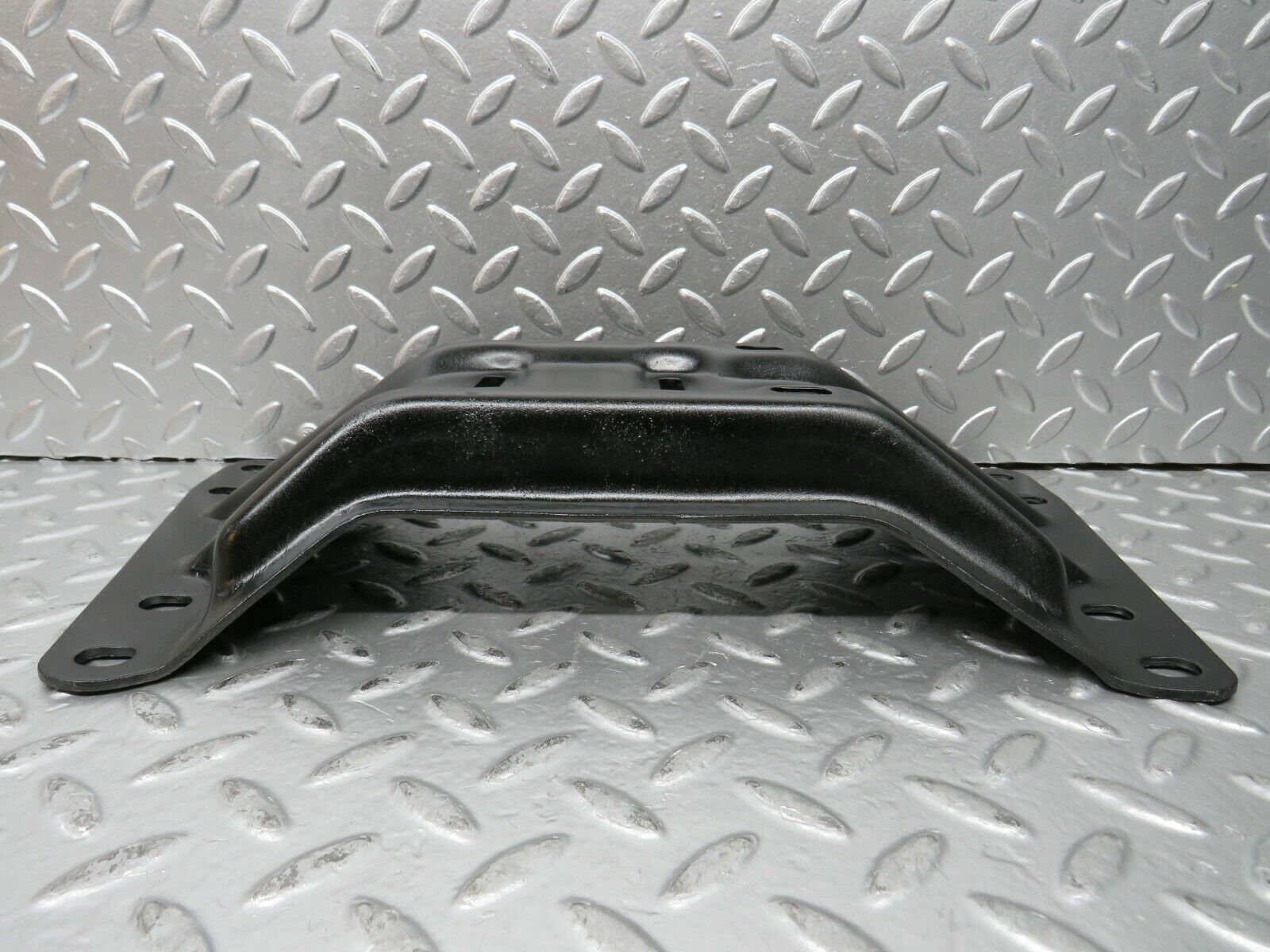 23315 Mercedes-Benz W116 350SE Gearbox Mount Bracket