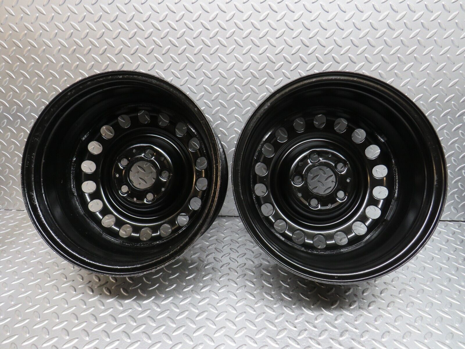 31607 Mercedes-Benz Steel Wheel Set 6Jx15H2 ET49 1244001202