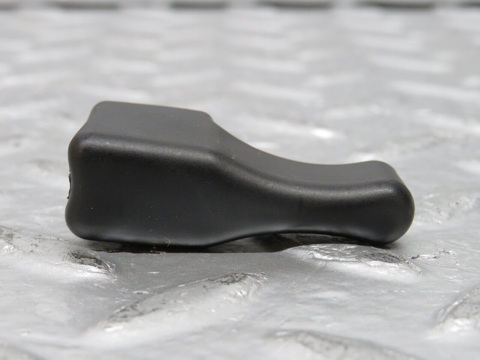 31085 Mercedes-Benz W123 200D Mirror Adjustment Knob