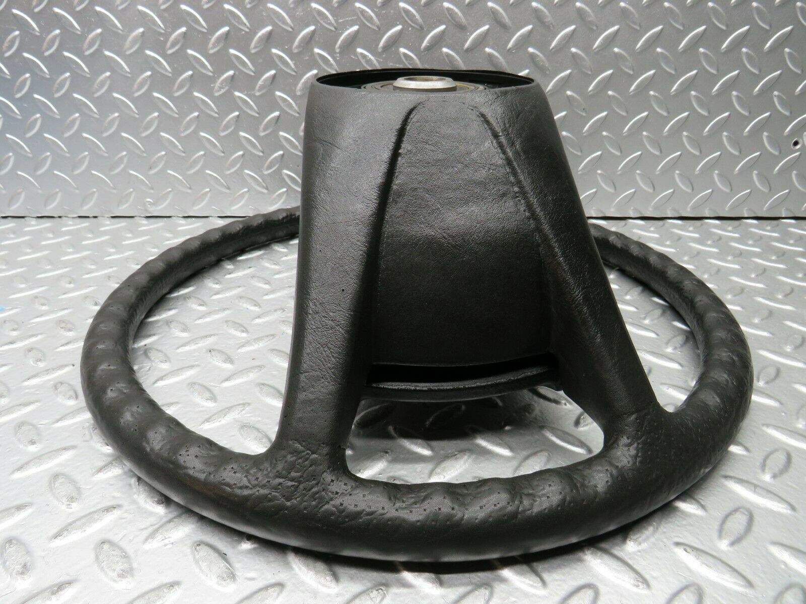 22931 Mercedes-Benz C123 230CE Coupe Steering Wheel 1264640017