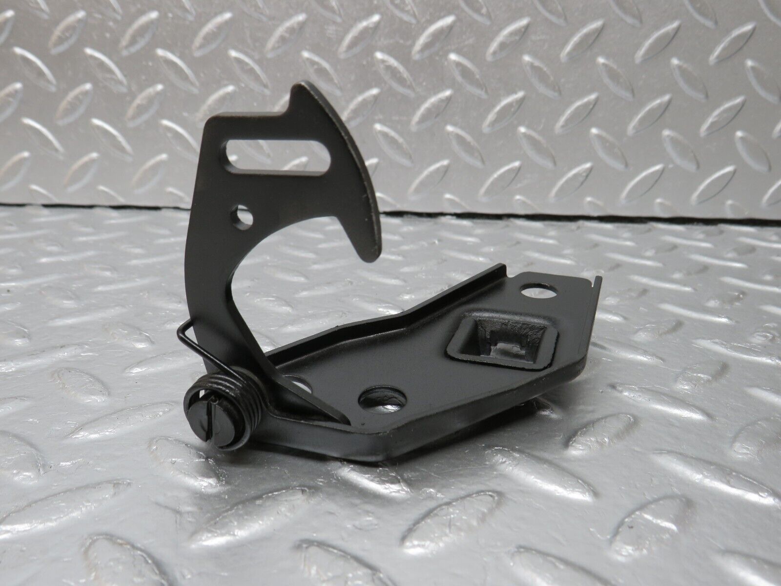 34009 Mercedes-Benz W124 260E Bonnet Release Latch 1248800360