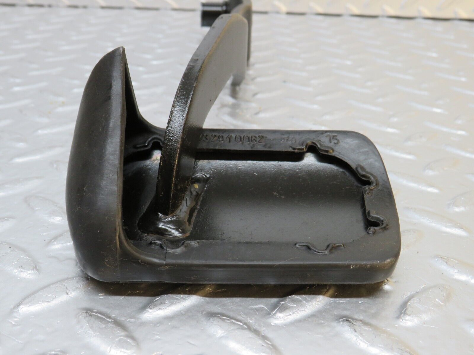 32241 Mercedes-Benz W123 230E Brake Pedal With Rubber 1232910082