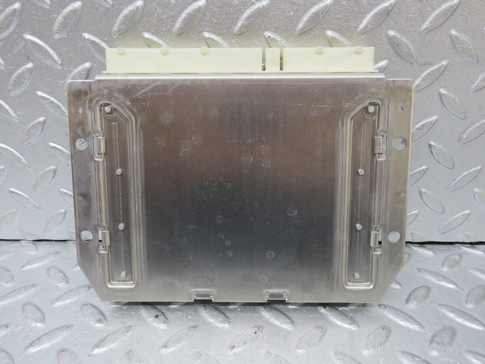 34762 Mercedes-Benz W210 320E ABS Control Unit Bosch 0315450732 0265109498