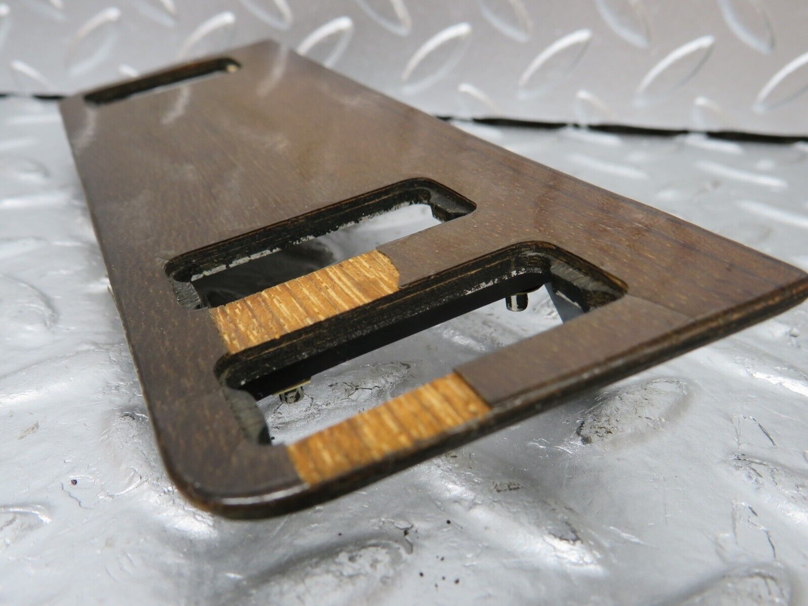 25627 Mercedes-Benz W123 200 Dashboard Switch Console Wood Trim