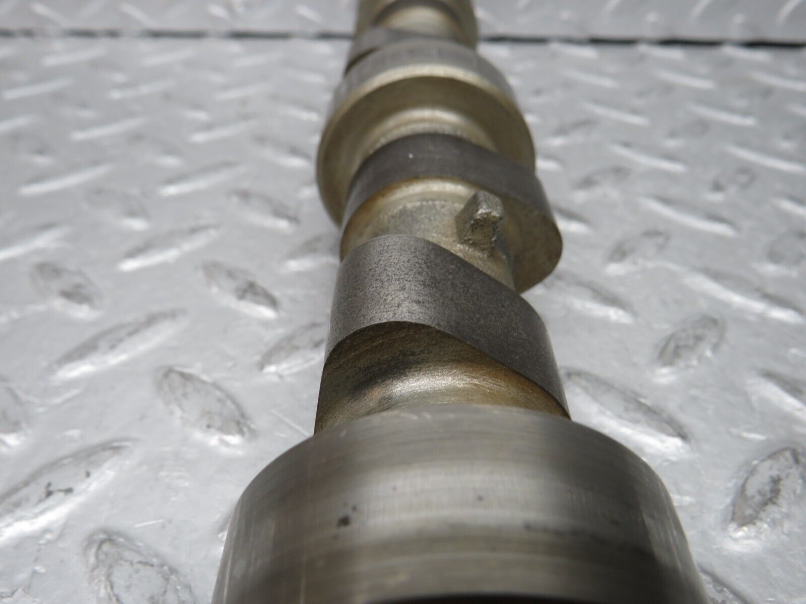 37135 Mercedes-Benz C126 420SEC Coupe Camshaft Left Side 11710