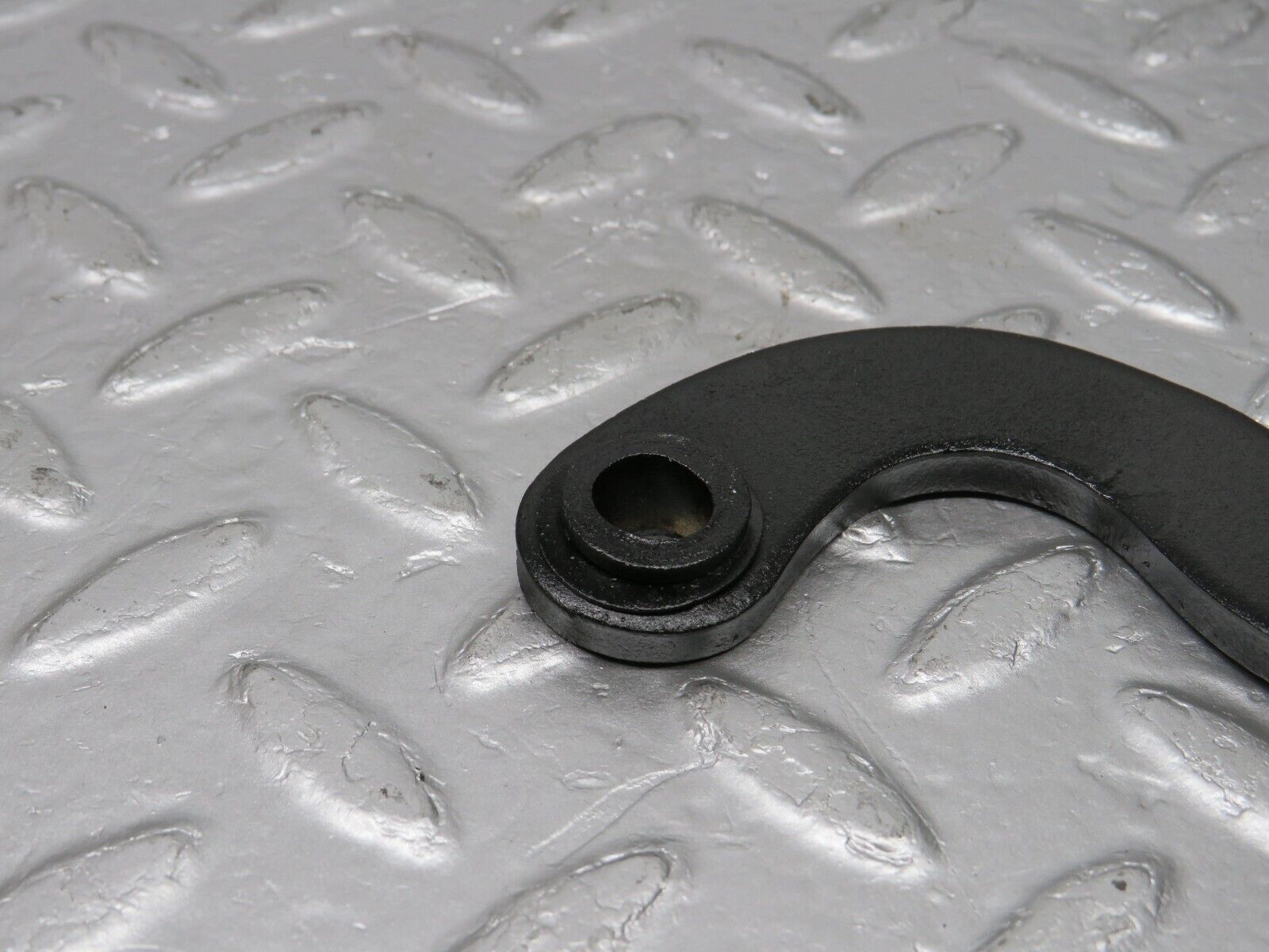 40409 Mercedes-Benz W110 230 Right Bonnet Hinge Support