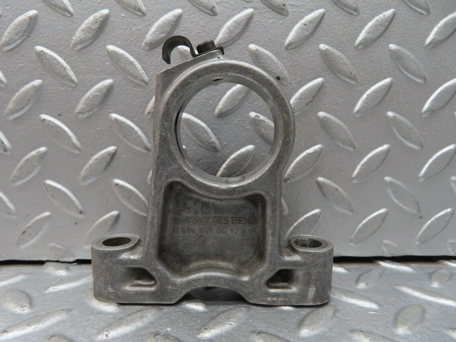 19244 Mercedes-Benz W123 300D Camshaft Tower Bearing 6160510612