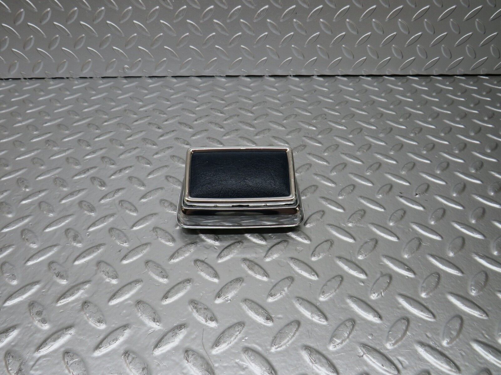 25096 Mercedes-Benz C107 Rear Door Ashtray Blue