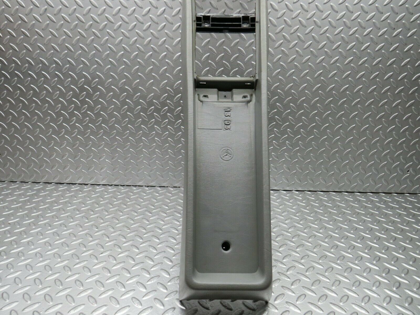 22335 Mercedes-Benz C124 E220 Coupe Centre Console Grey