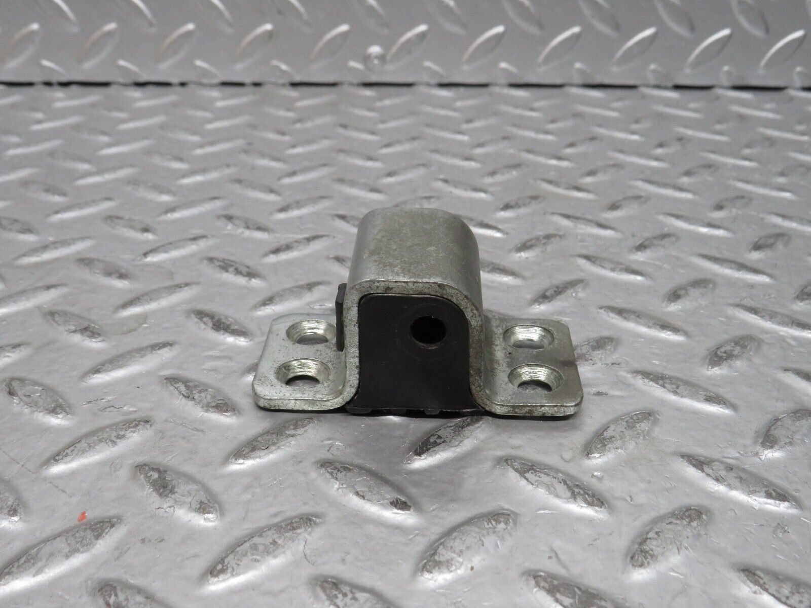 28308 Mercedes-Benz S123 240D Wagon Door Lock Latch Right