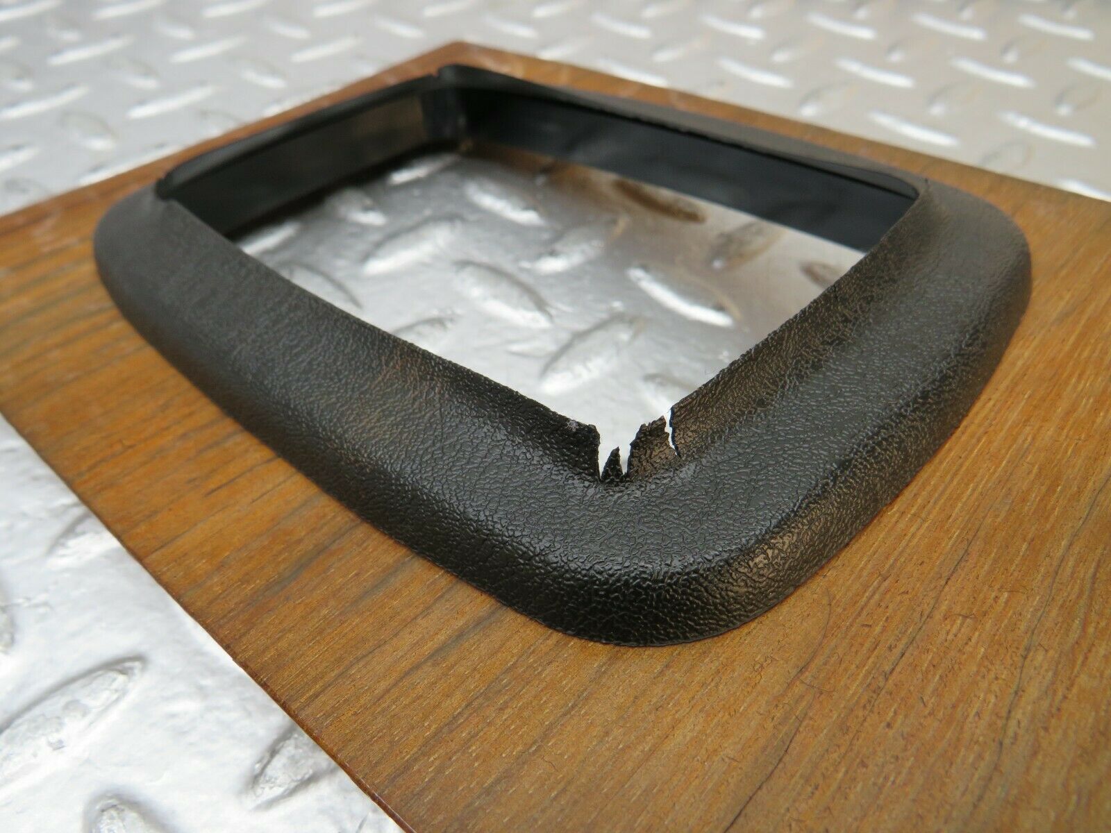 23011 Mercedes-Benz C123 230CE Coupe Centre Console Wood Panel 1232670197