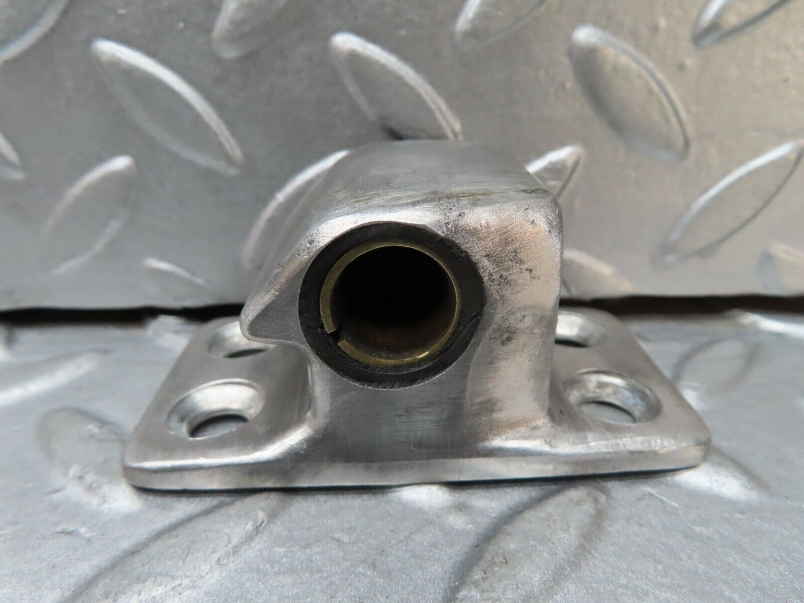 17564 Mercedes-Benz W116 450SEL Door Lock Latch Right Side