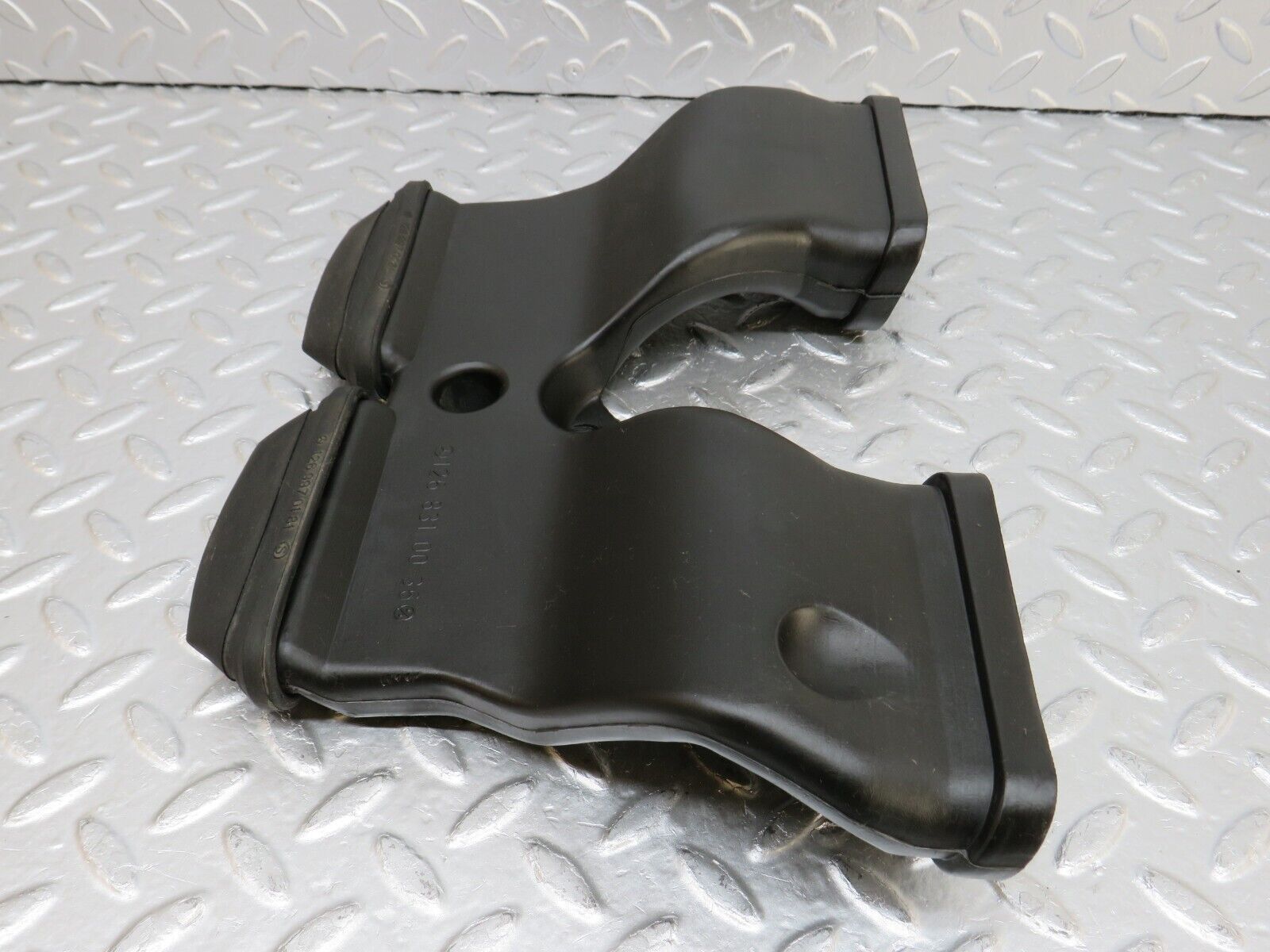 34278 Mercedes-Benz C126 380SEC Coupe Dashboard Centre Air Vent With Rubber 1268310036 1269970181