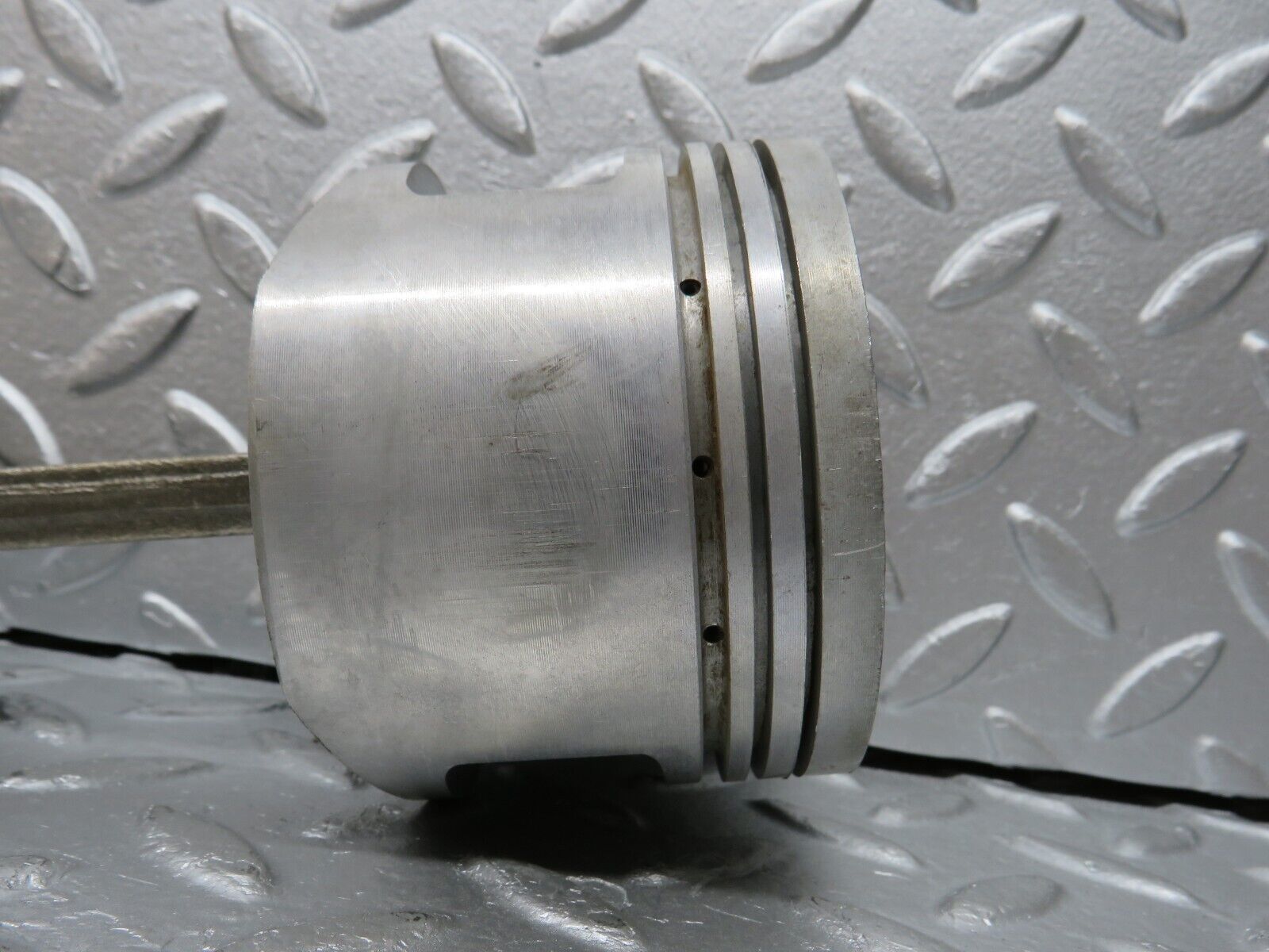 32709 Mercedes-Benz S124 300TE Wagon Piston With Connecting Rod 88.485mm 10205