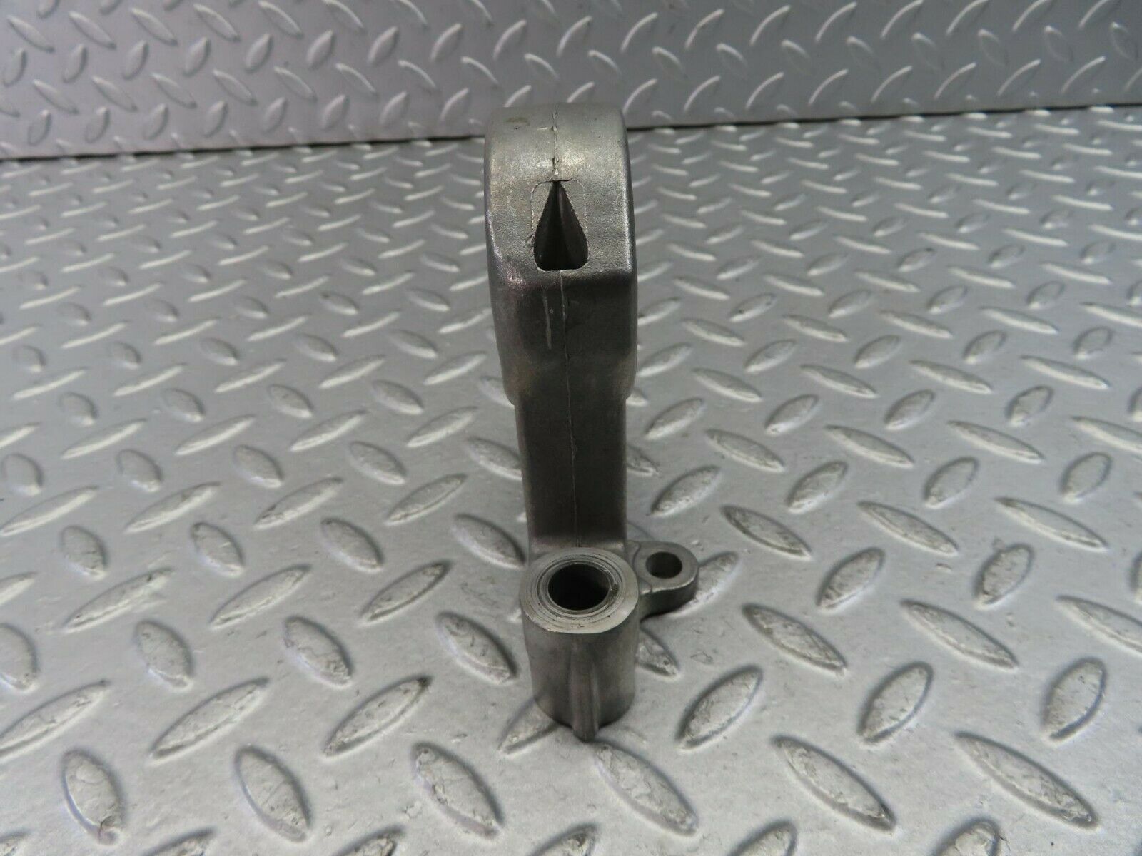 9127 Mercedes-Benz W108 Camshaft Tower Bearing 1140510016