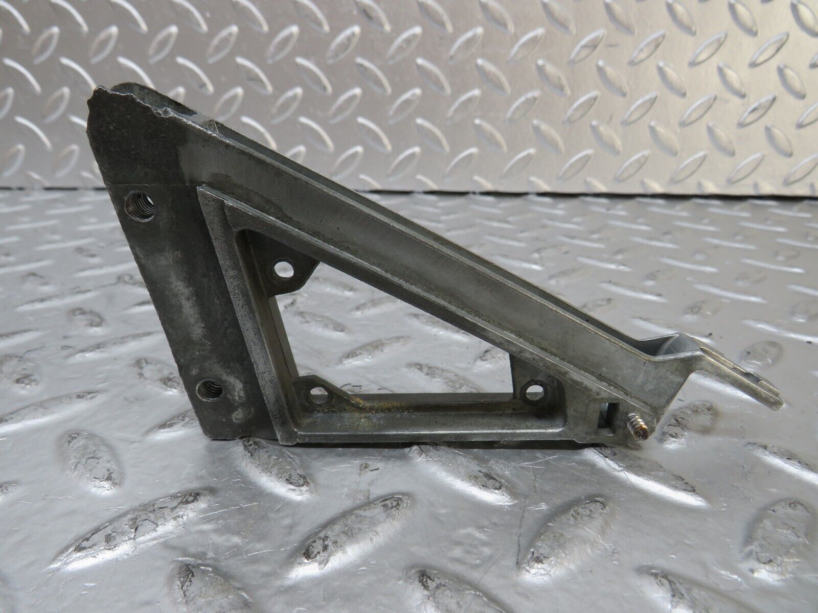 26106 Mercedes-Benz W116 450SE Right Wing Mirror Bracket 1167250041