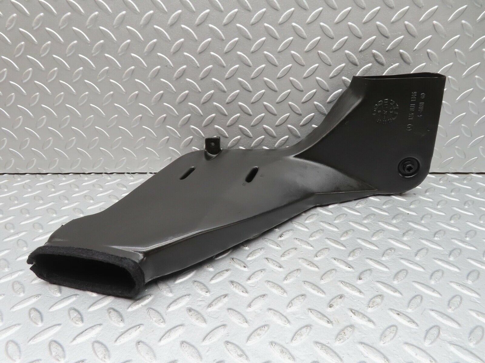 16187 Mercedes-Benz W124 260E Heater Air Duct Vent Right Side 1248311346