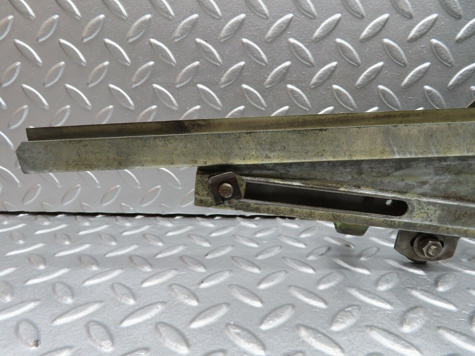 20332 Mercedes-Benz W114 280CE Coupe Front Right Manual Window Regulator