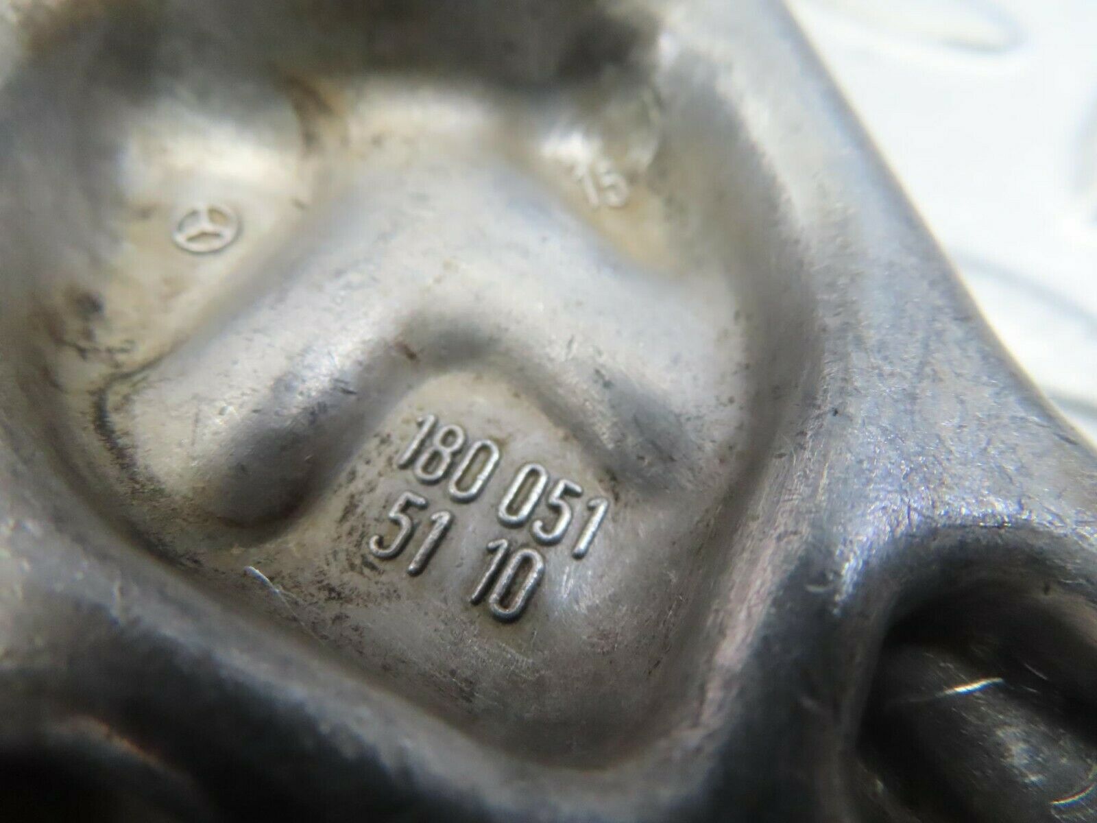 9108 Mercedes-Benz W108 Camshaft Tower Bearing 1800515110