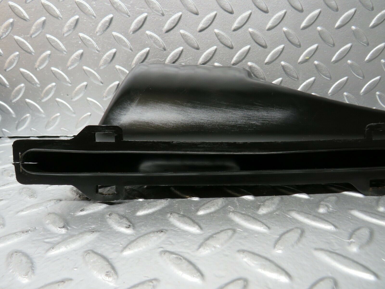 23310 Mercedes-Benz W116 350SE Dashboard Air Vent Duct Pair 1168300319