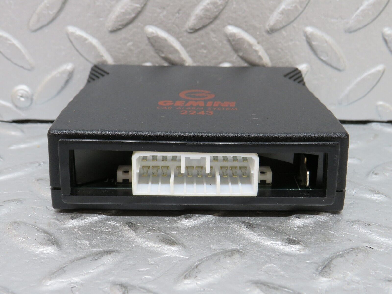 36643 Mercedes-Benz W201 190E 2.0L Alarm Control Module