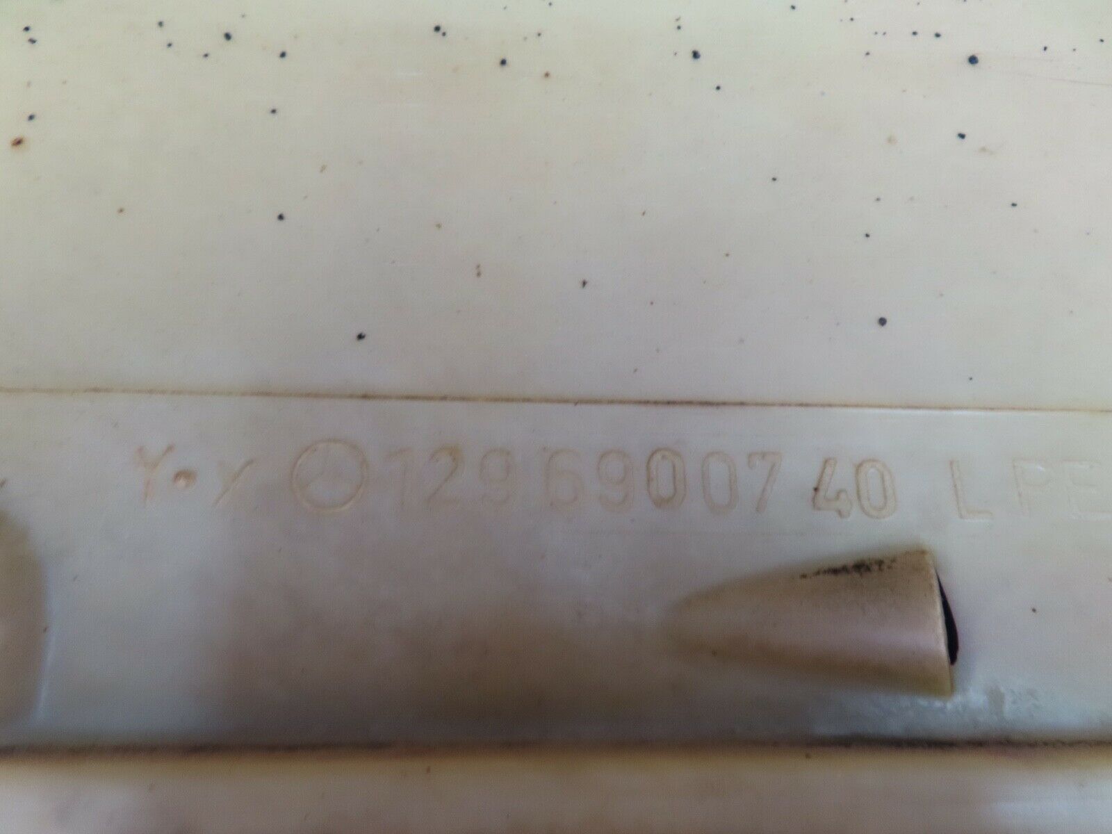 17415 Mercedes-Benz R129 300SL Coupe Side Skirt Left Side 1296900740