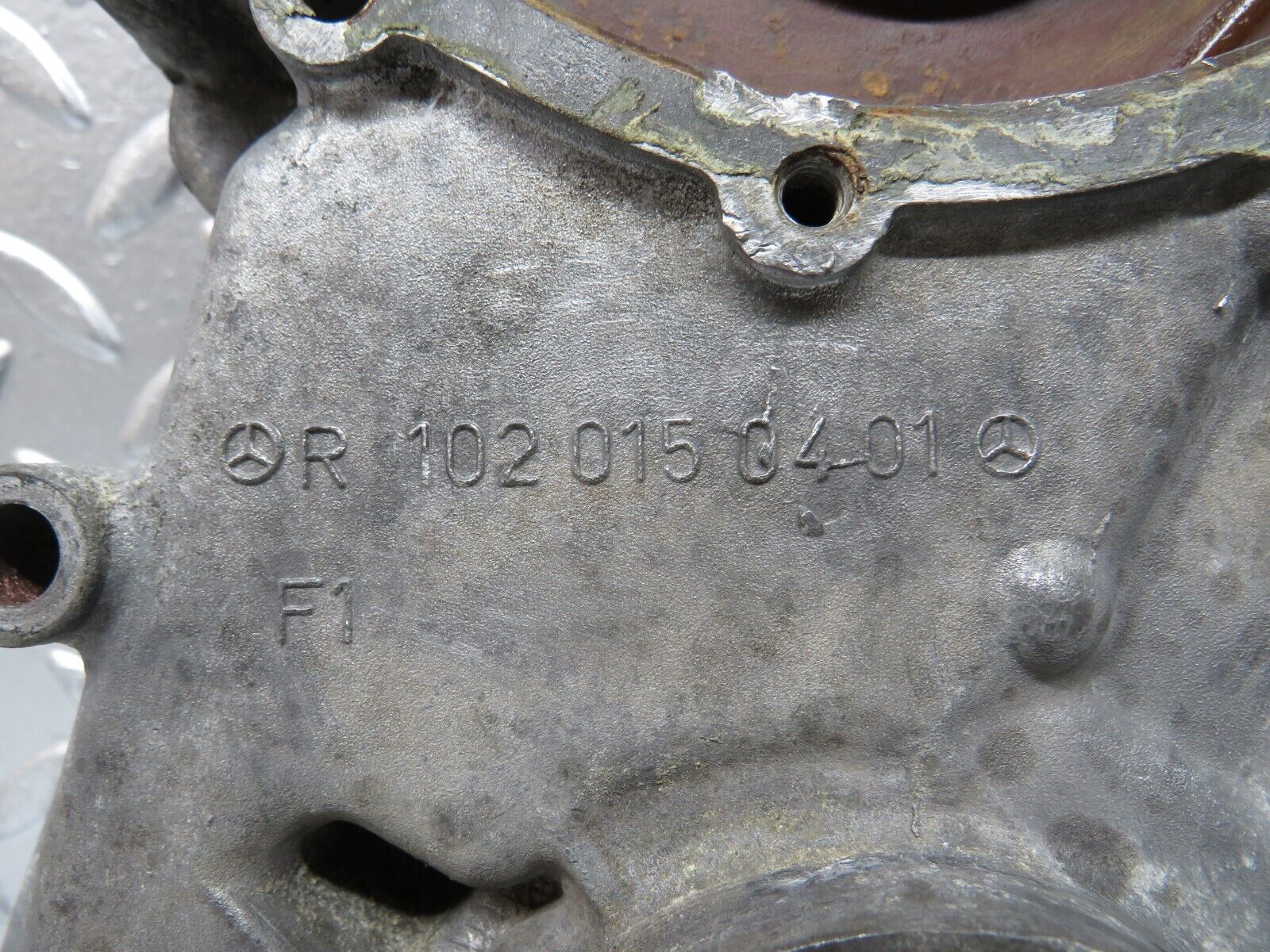 29892 Mercedes-Benz W123 230E Engine Timing - Oil Pump Cover 1020150401