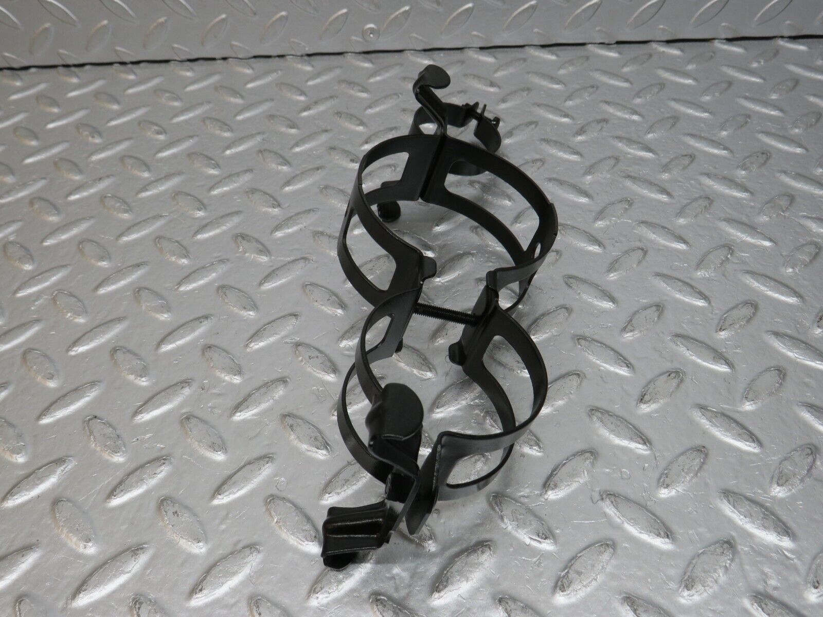 32535 Mercedes-Benz S124 300TE Wagon Fuel Pump Fuel Filter Bracket Holder